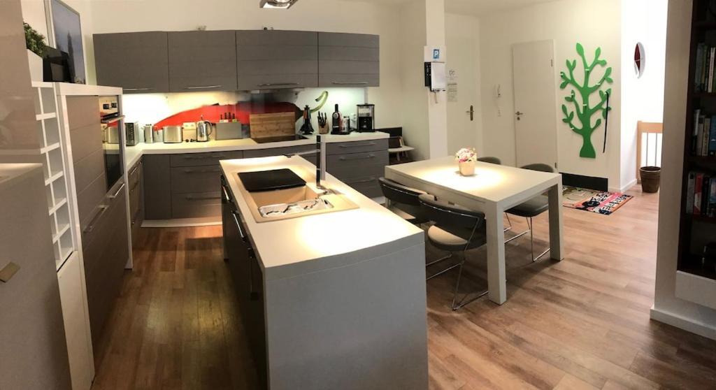 Exclusive Fewo In Warnemuende, 150M To The Beach, 2 Bathrooms, 2 Bedrooms, Sauna, Wifi And Much More. Ρόστοκ Εξωτερικό φωτογραφία